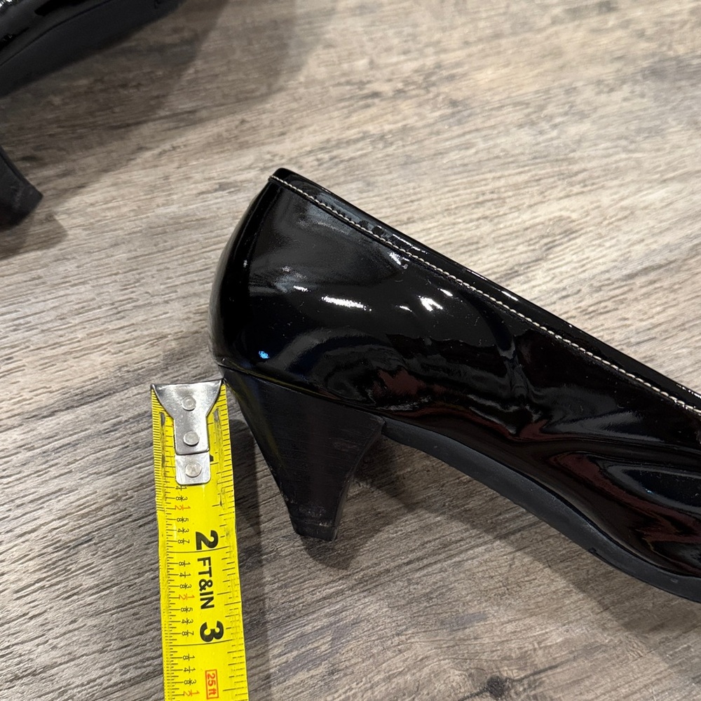 Prada Black Women's Loafers - Picture 12 of 13